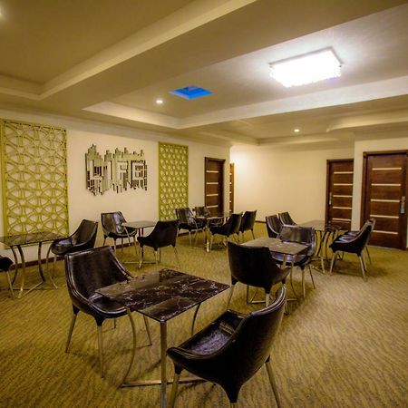 Huddle Otel Nuwara Eliya Dış mekan fotoğraf