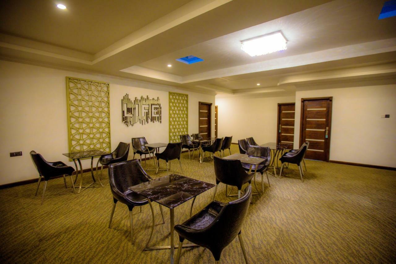Huddle Otel Nuwara Eliya Dış mekan fotoğraf